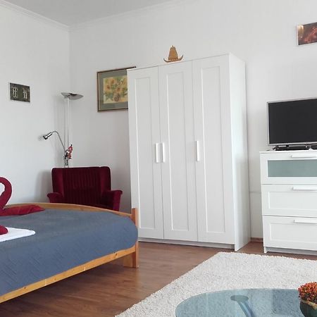Eger Apartman Екстериор снимка