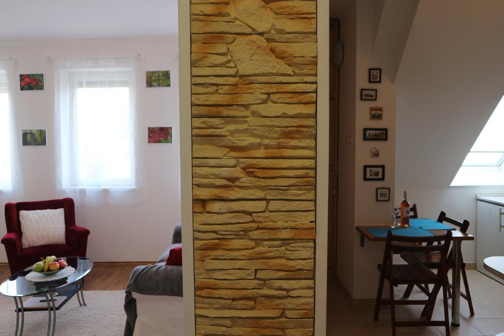 Eger Apartman Екстериор снимка