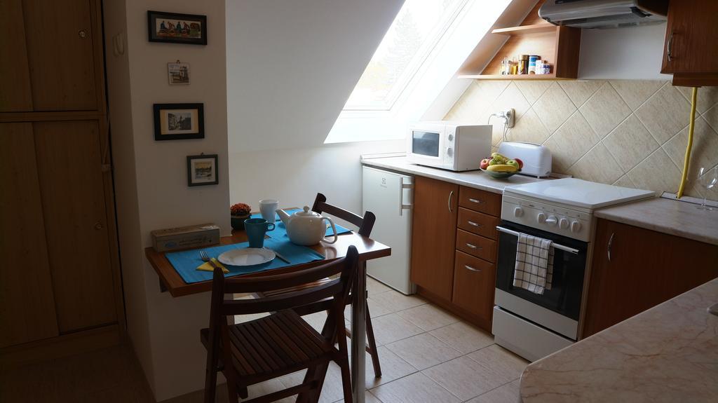 Eger Apartman Екстериор снимка